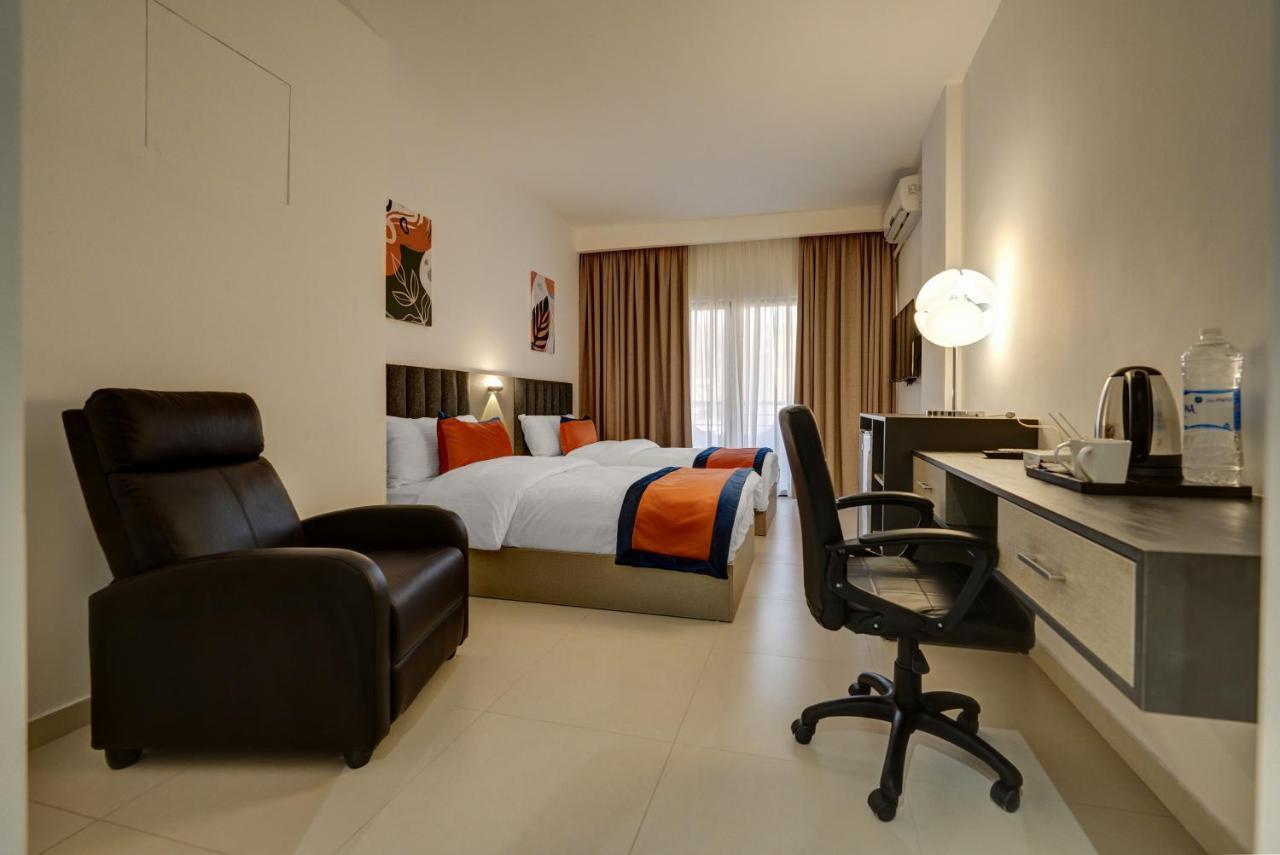 The Loft Hotel By Fhm Aqaba Bagian luar foto
