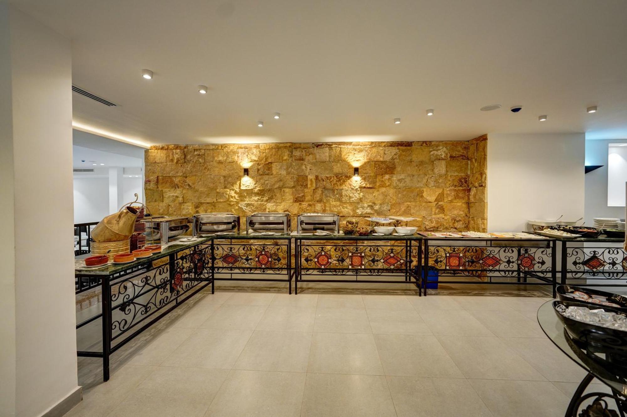 The Loft Hotel By Fhm Aqaba Bagian luar foto